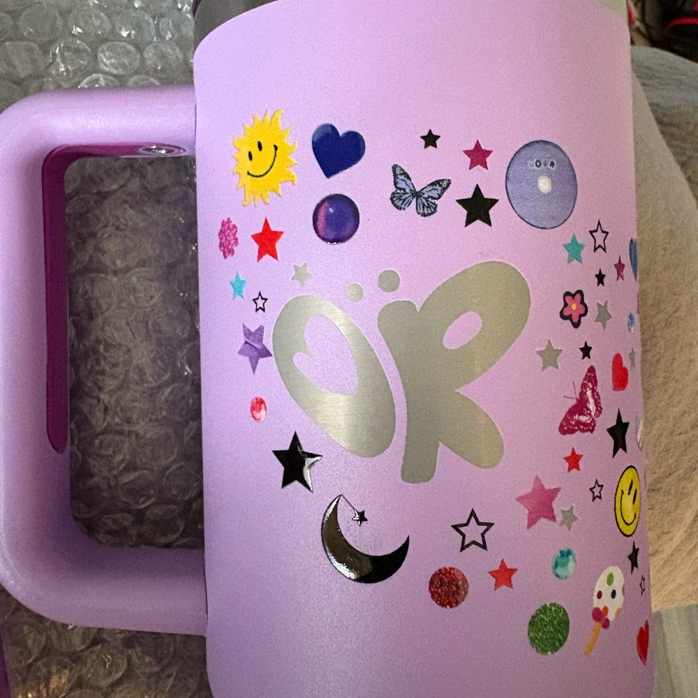 Olivia Rodrigo Purple Tumbler with Artistic Design NWT! - Picture 5 of 10